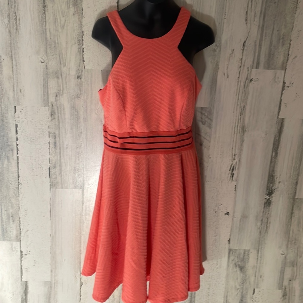 - #A30 Coral size 9 City Triangles M/L dress